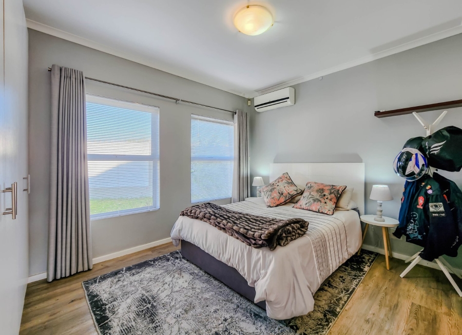 To Let 3 Bedroom Property for Rent in Sonstraal Heights Western Cape